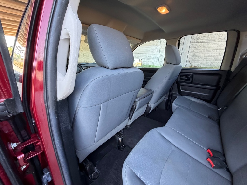 RAM 1500 Tradesman Quad Cab 4WD 2014 RAM 1500 Tradesman Quad Cab 4WD 2014
