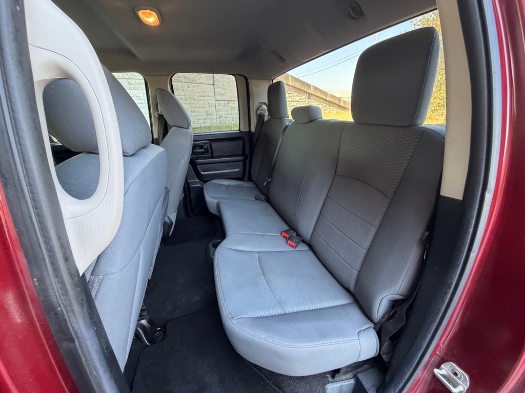 RAM 1500 Tradesman Quad Cab 4WD 2014 RAM 1500 Tradesman Quad Cab 4WD 2014