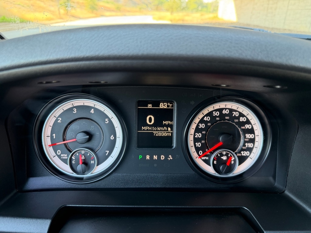RAM 1500 Tradesman Quad Cab 4WD 2014 RAM 1500 Tradesman Quad Cab 4WD 2014