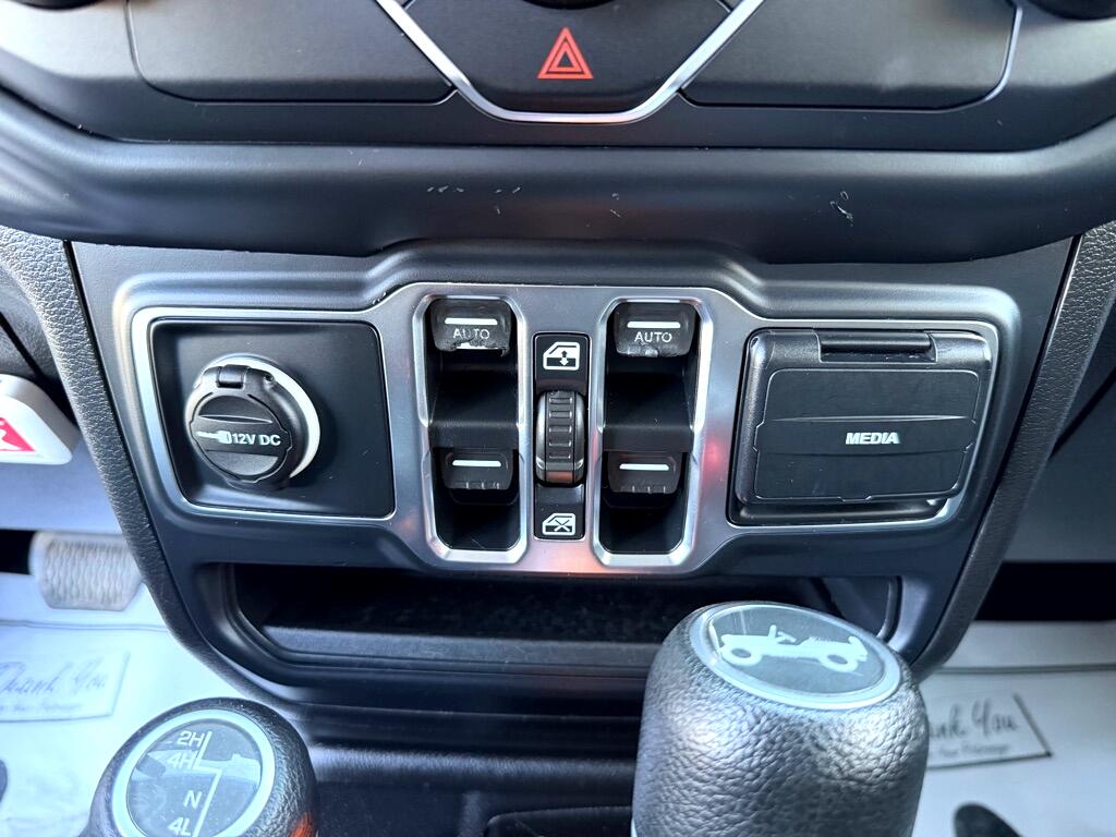 Jeep Wrangler Unlimited Sport 2019