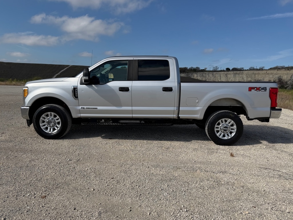 Ford F-250 SD King Ranch Crew Cab 4WD 2017