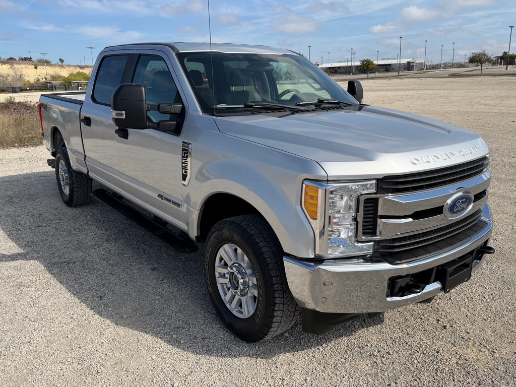 Ford F-250 SD King Ranch Crew Cab 4WD 2017