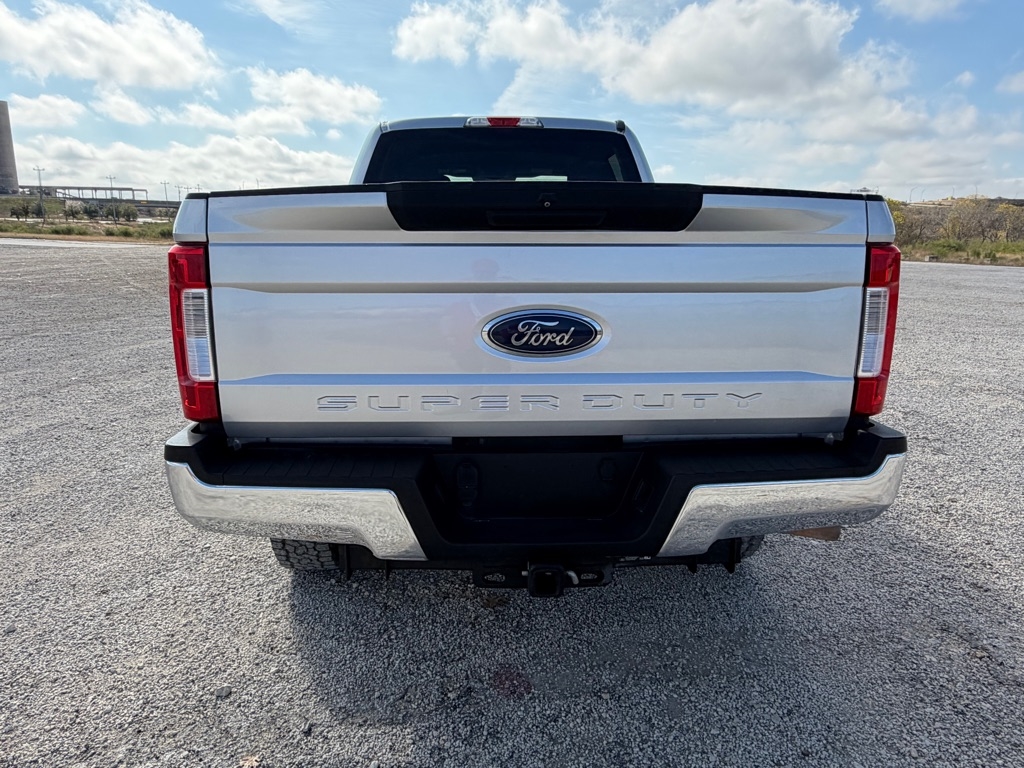 Ford F-250 SD King Ranch Crew Cab 4WD 2017