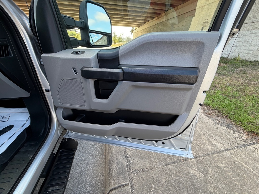 Ford F-250 SD King Ranch Crew Cab 4WD 2017