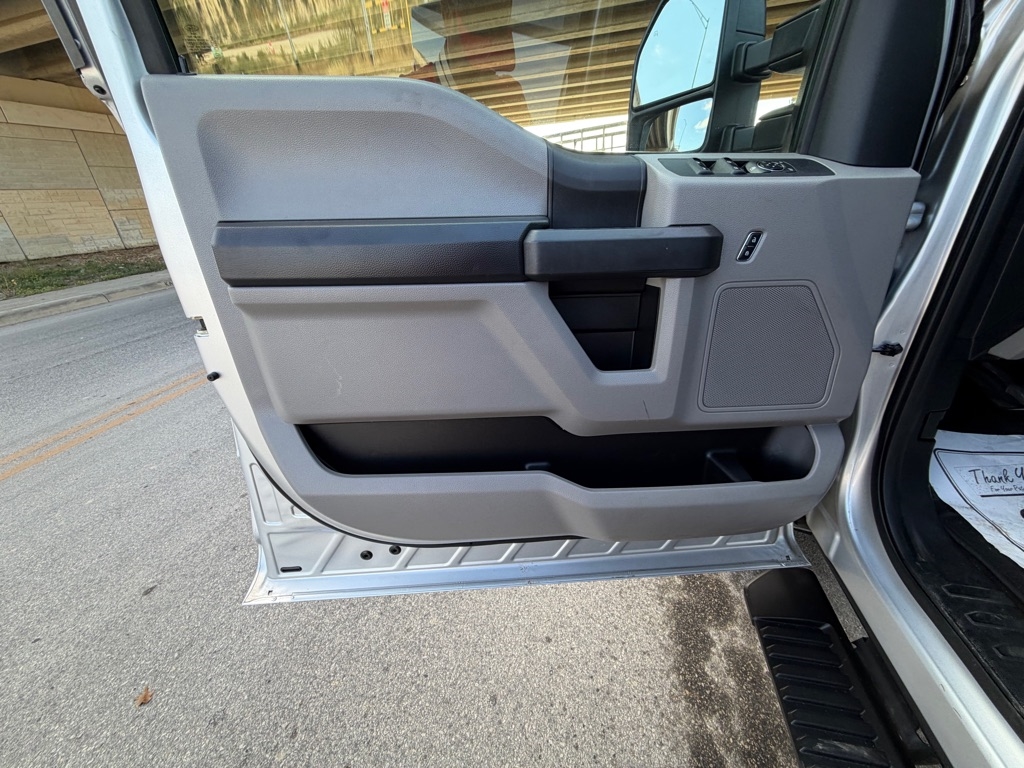 Ford F-250 SD King Ranch Crew Cab 4WD 2017