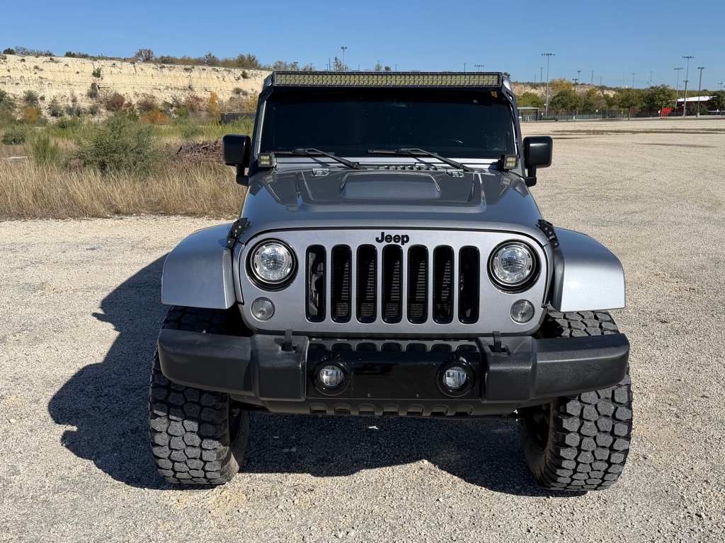 Jeep Wrangler Unlimited Sahara 4WD 2017
