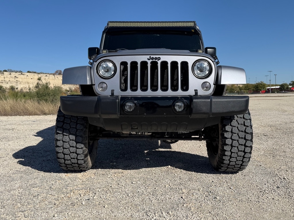 Jeep Wrangler Unlimited Sahara 4WD 2017