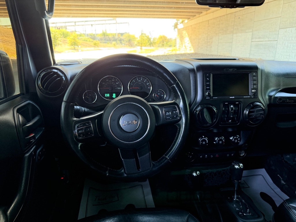 Jeep Wrangler Unlimited Sahara 4WD 2017