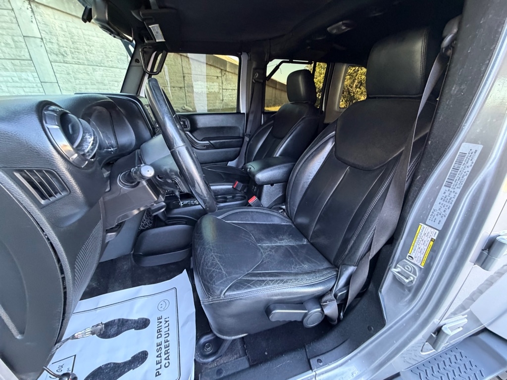 Jeep Wrangler Unlimited Sahara 4WD 2017