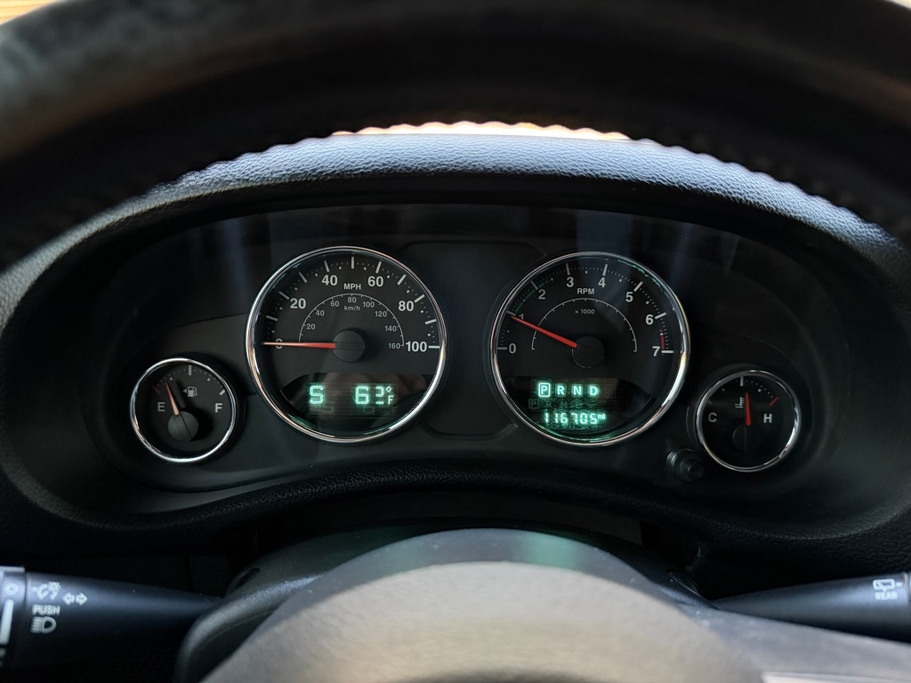 Jeep Wrangler Unlimited Sahara 4WD 2017