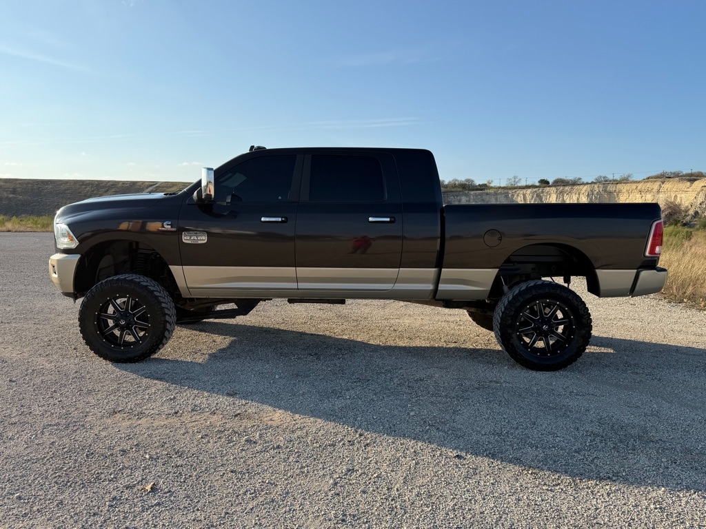 RAM 2500 Longhorn Mega Cab SWB 4WD 2016