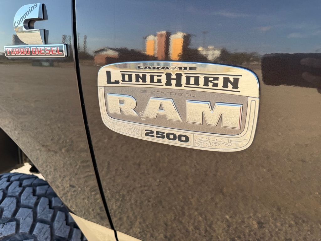 RAM 2500 Longhorn Mega Cab SWB 4WD 2016