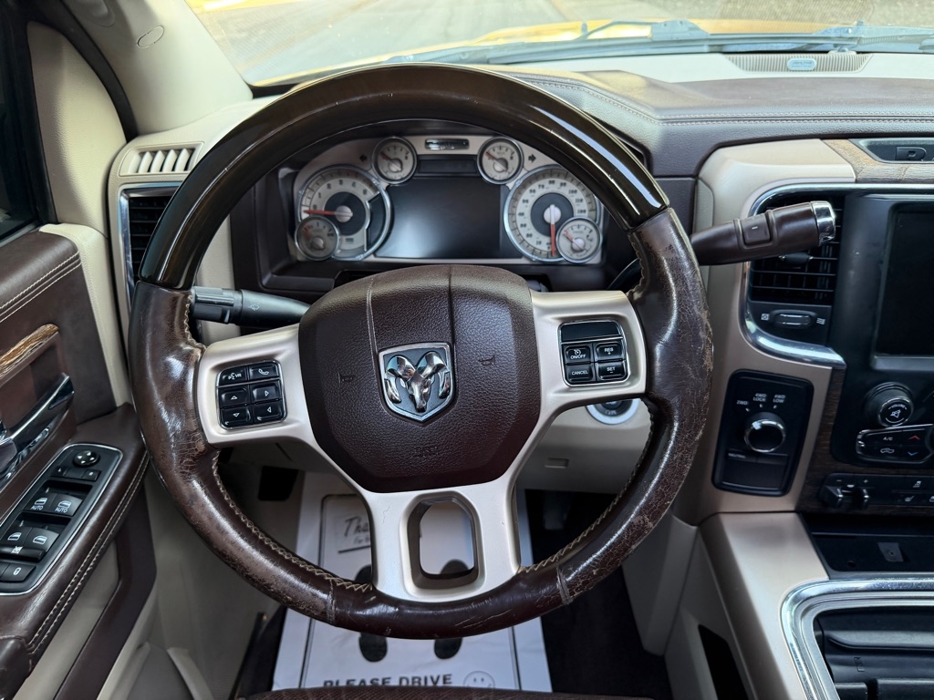 RAM 2500 Longhorn Mega Cab SWB 4WD 2016