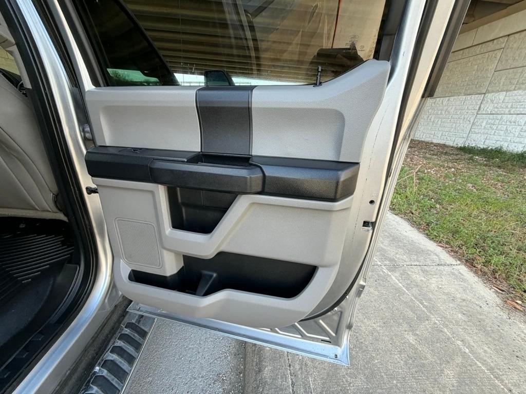 Ford F-250 SD Platinum Crew Cab 4WD 2020