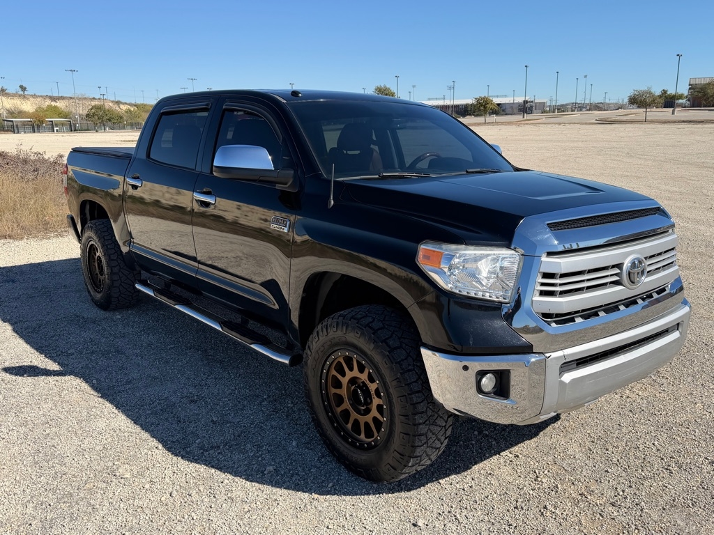 Toyota Tundra Platinum CrewMax 5.7L FFV 4WD 2014