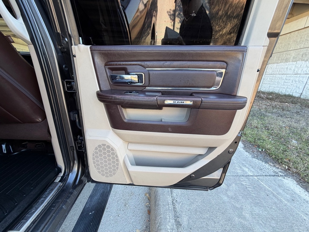 RAM 2500 Longhorn Crew Cab LWB 4WD 2014