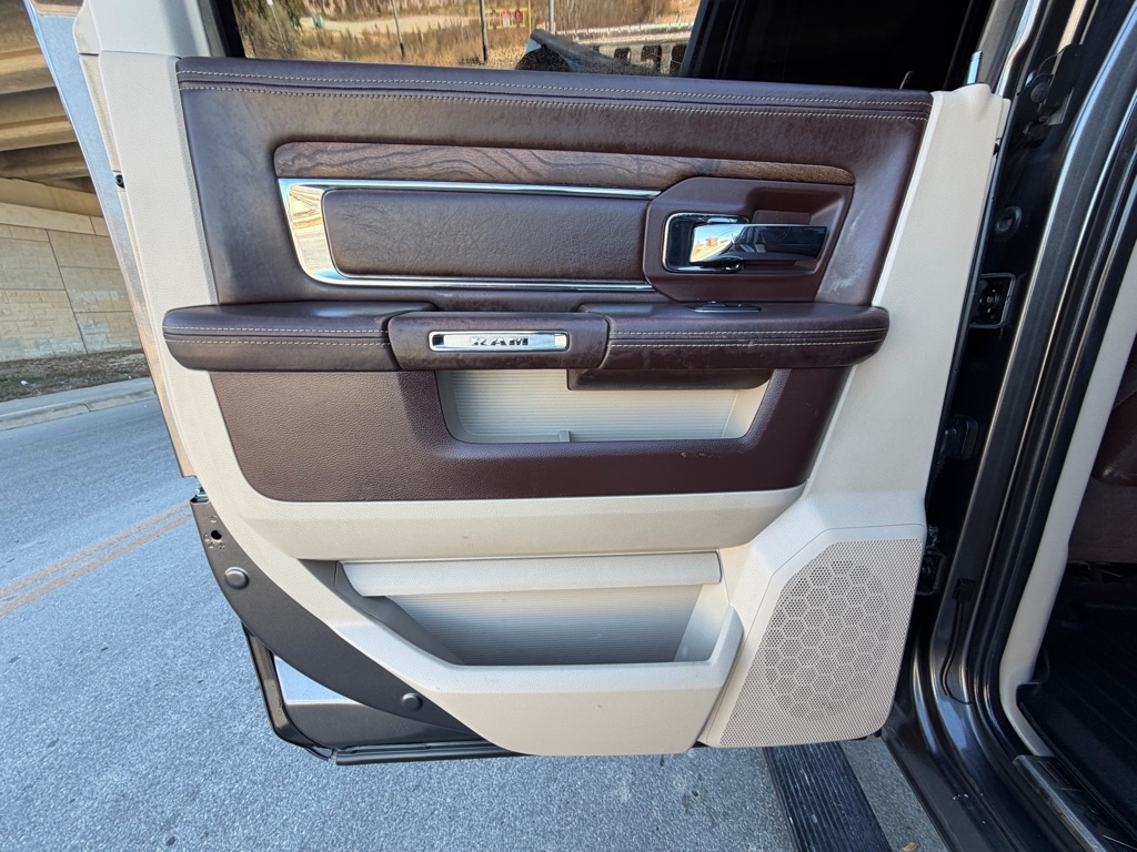 RAM 2500 Longhorn Crew Cab LWB 4WD 2014