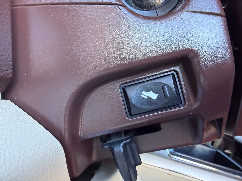 RAM 2500 Longhorn Crew Cab LWB 4WD 2014