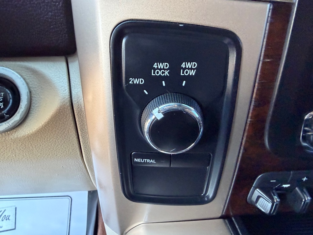 RAM 2500 Longhorn Crew Cab LWB 4WD 2014