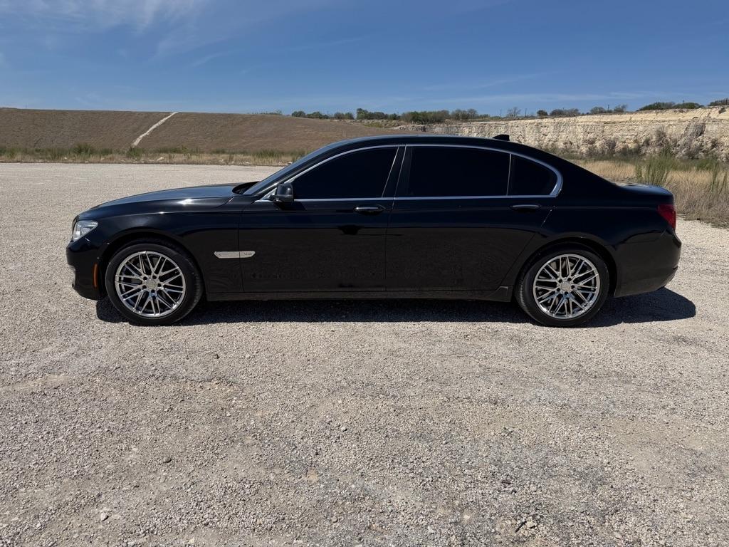 BMW 7-Series 760Li 2013