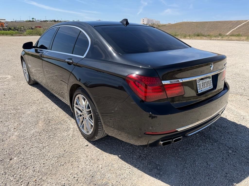 BMW 7-Series 760Li 2013