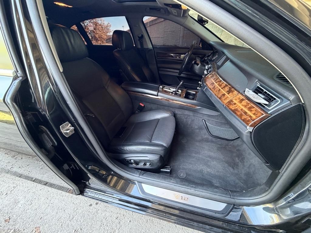 BMW 7-Series 760Li 2013