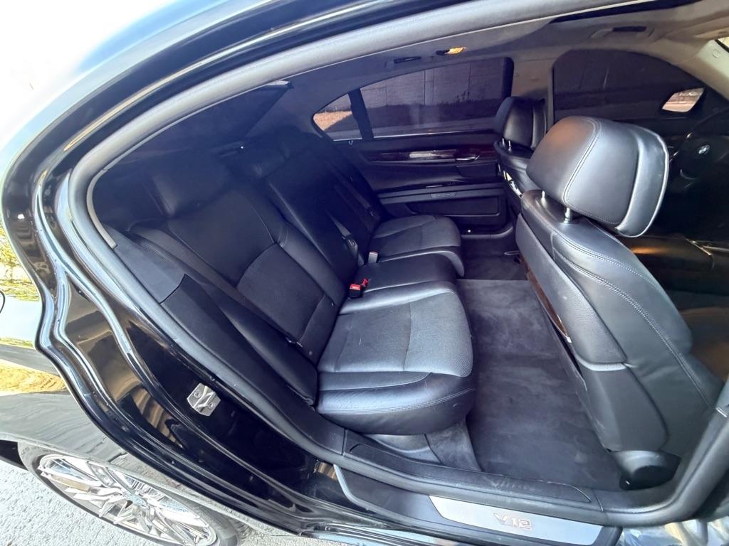 BMW 7-Series 760Li 2013