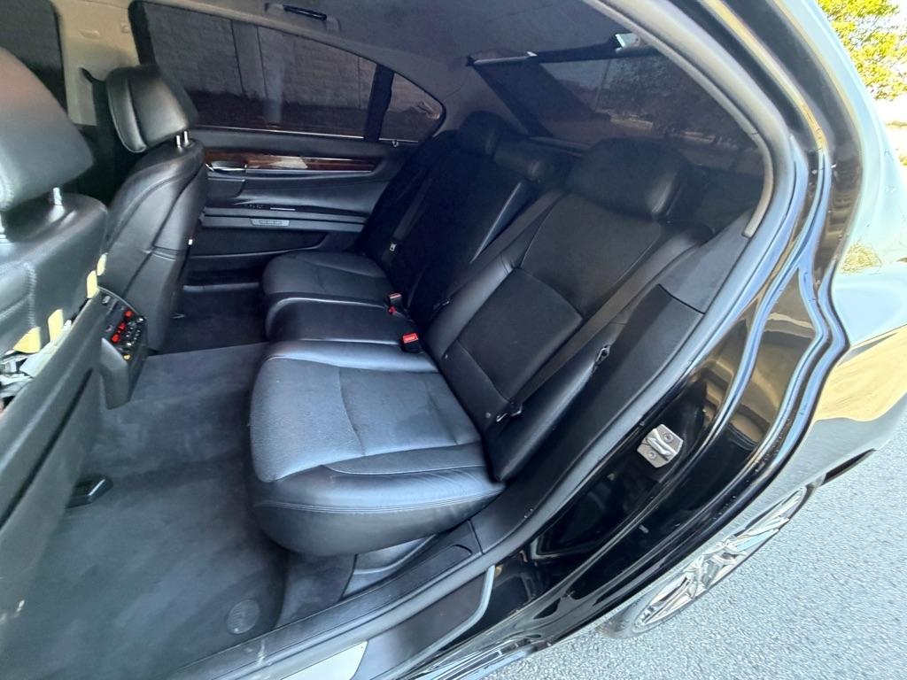 BMW 7-Series 760Li 2013