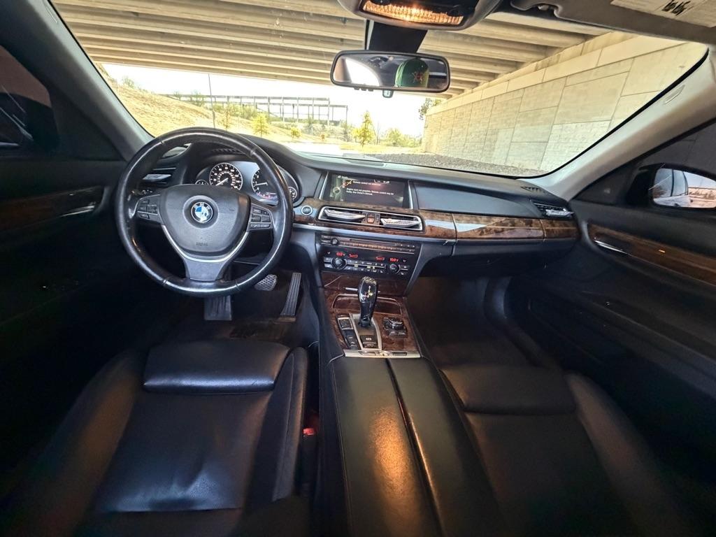 BMW 7-Series 760Li 2013