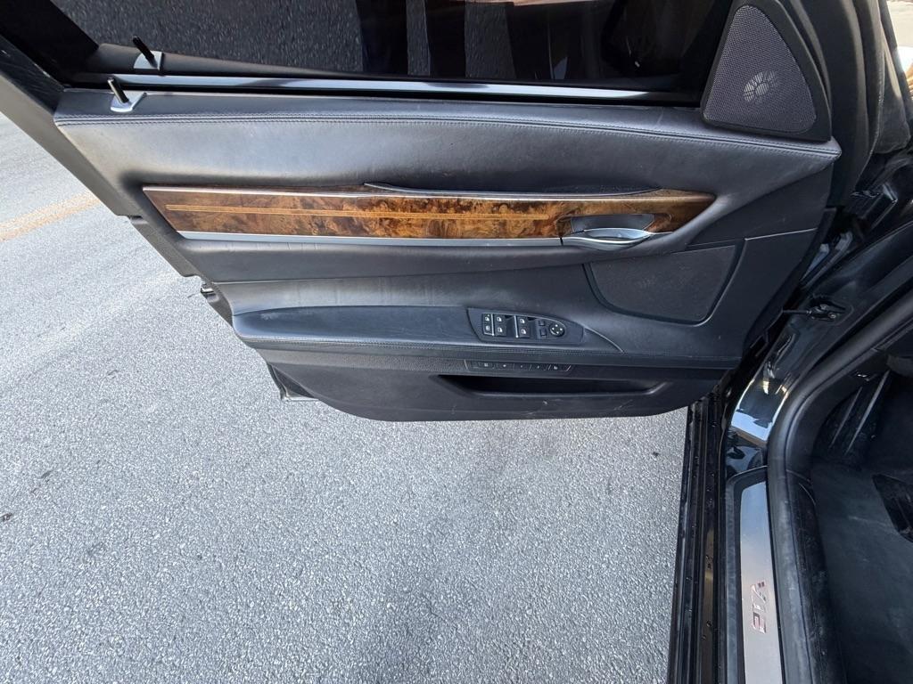 BMW 7-Series 760Li 2013