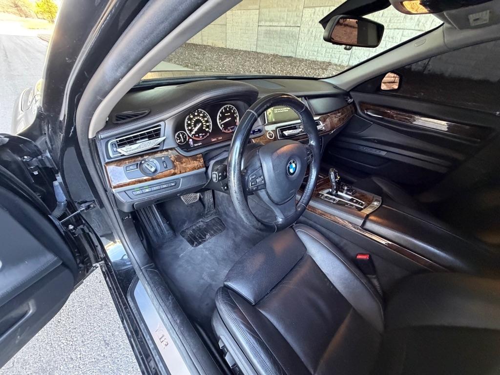 BMW 7-Series 760Li 2013