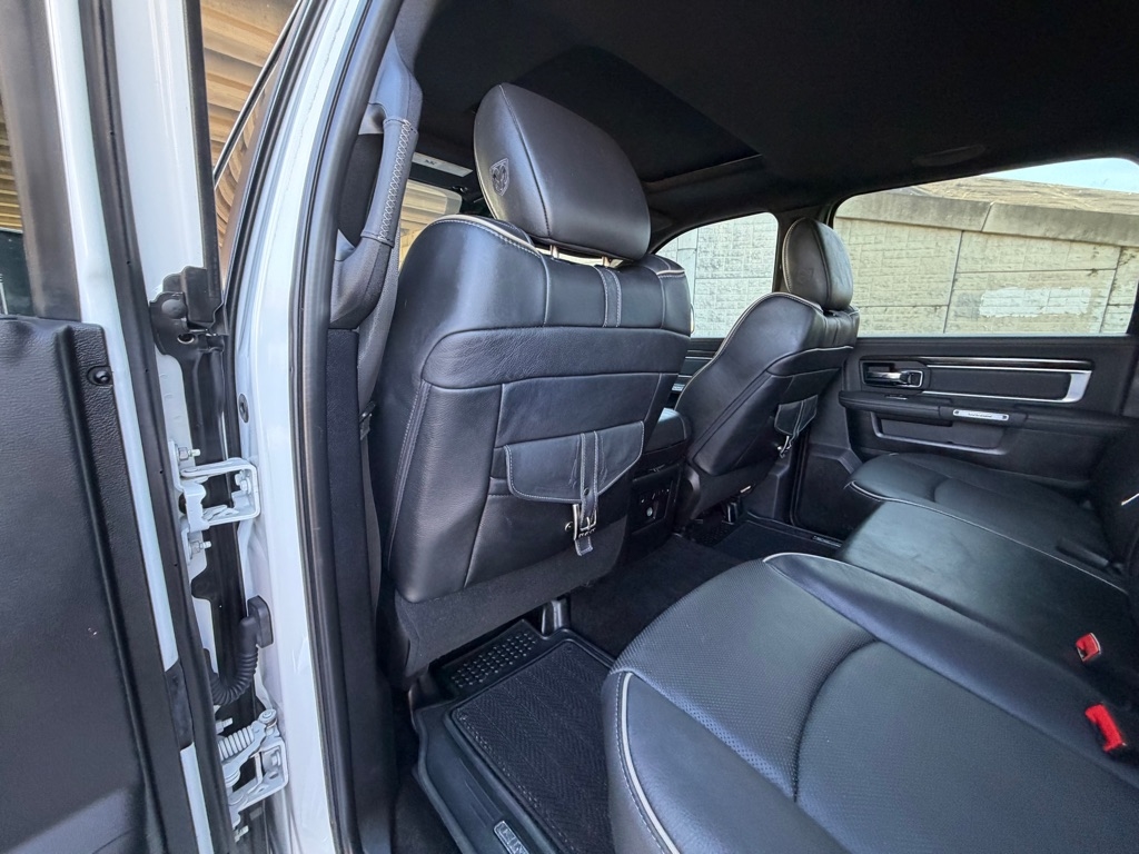 RAM 2500 Longhorn Crew Cab SWB 4WD 2016