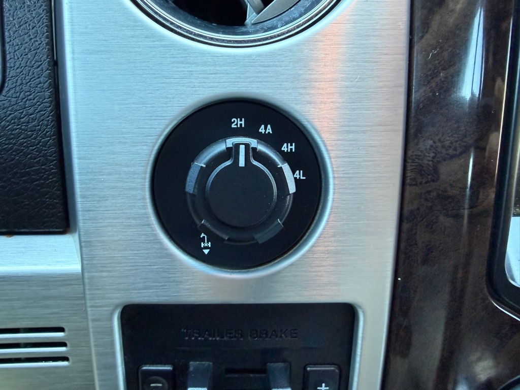 Ford F-150 XL SuperCrew 5.5-ft. Bed 4WD 2014