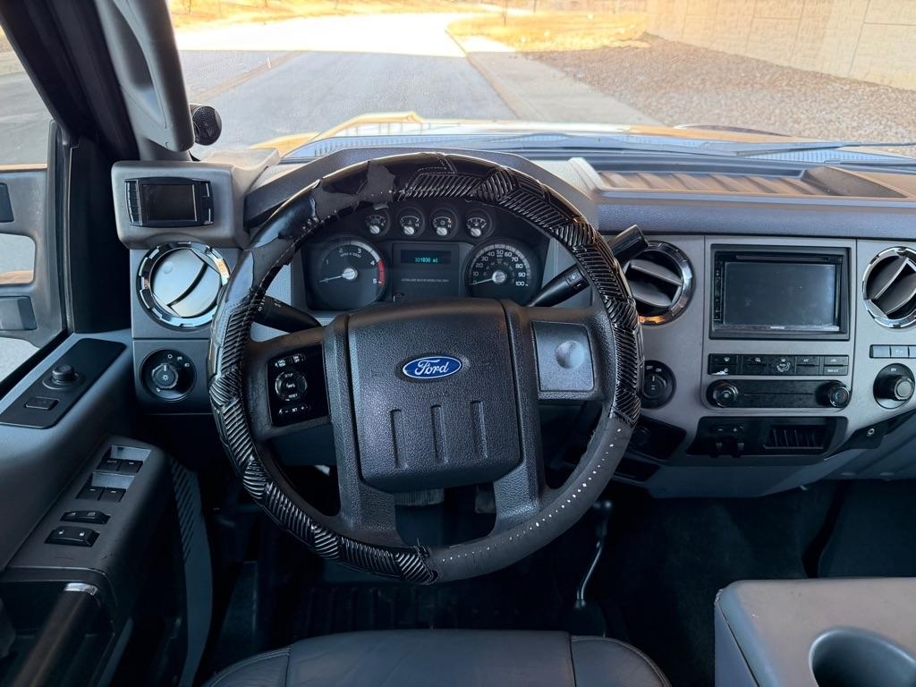 Ford F-250 SD King Ranch Crew Cab 4WD 2011