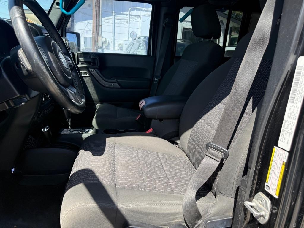 Jeep Wrangler Unlimited Sport 4WD 2012