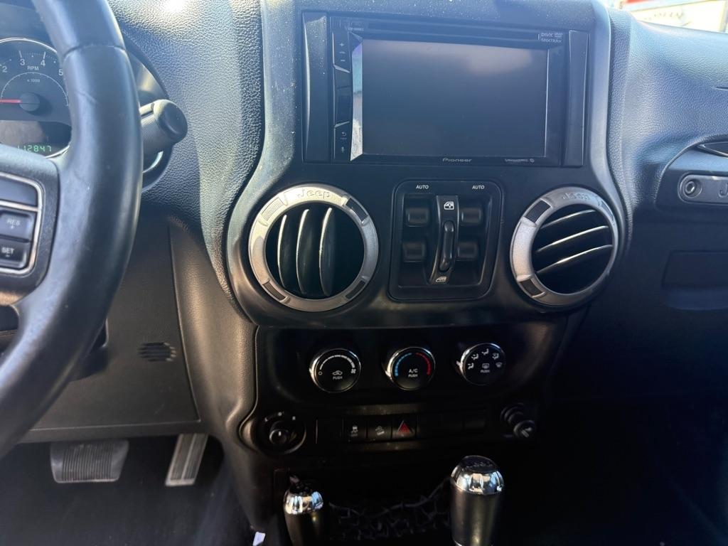 Jeep Wrangler Unlimited Sport 4WD 2012