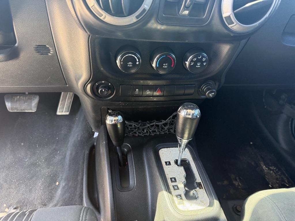 Jeep Wrangler Unlimited Sport 4WD 2012