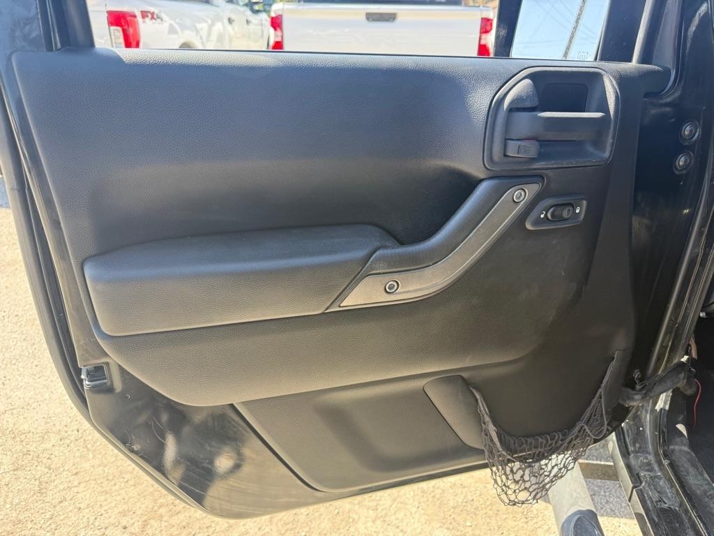 Jeep Wrangler Unlimited Sport 4WD 2012