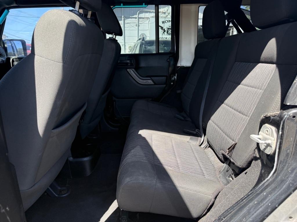 Jeep Wrangler Unlimited Sport 4WD 2012