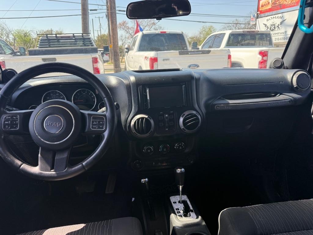 Jeep Wrangler Unlimited Sport 4WD 2012