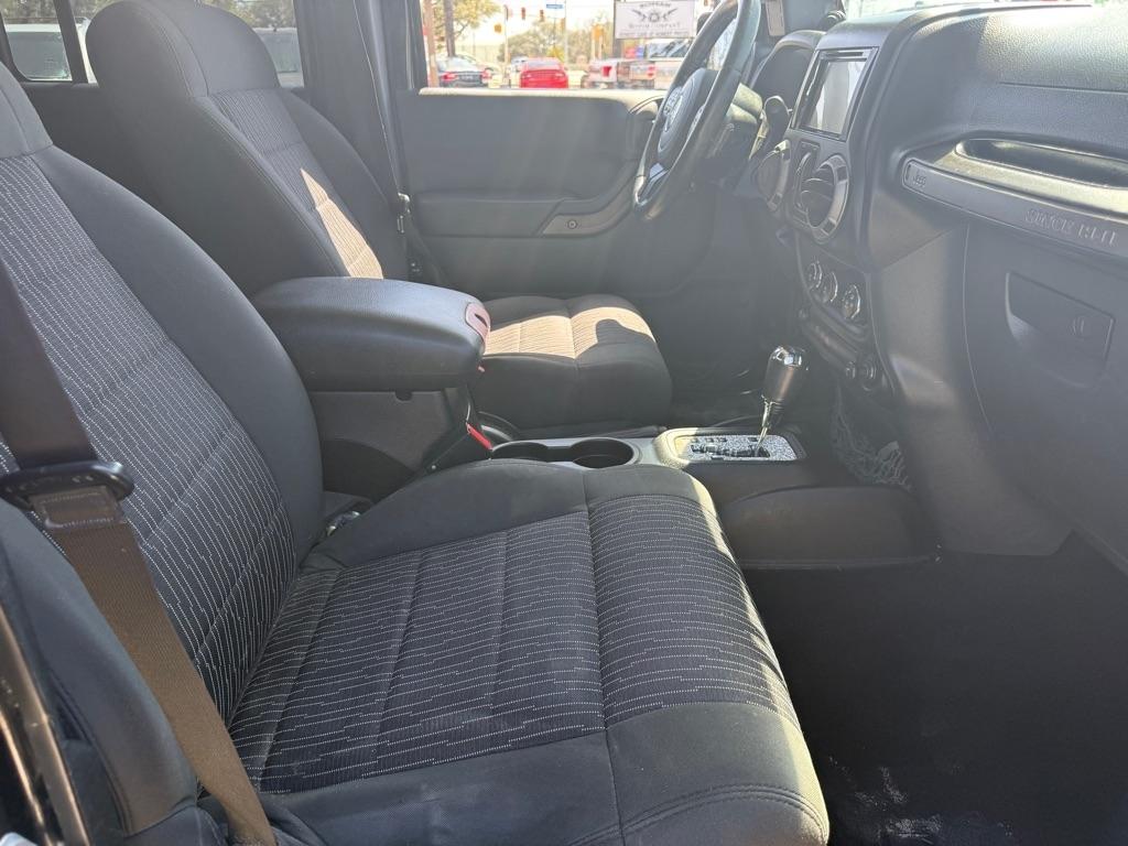 Jeep Wrangler Unlimited Sport 4WD 2012