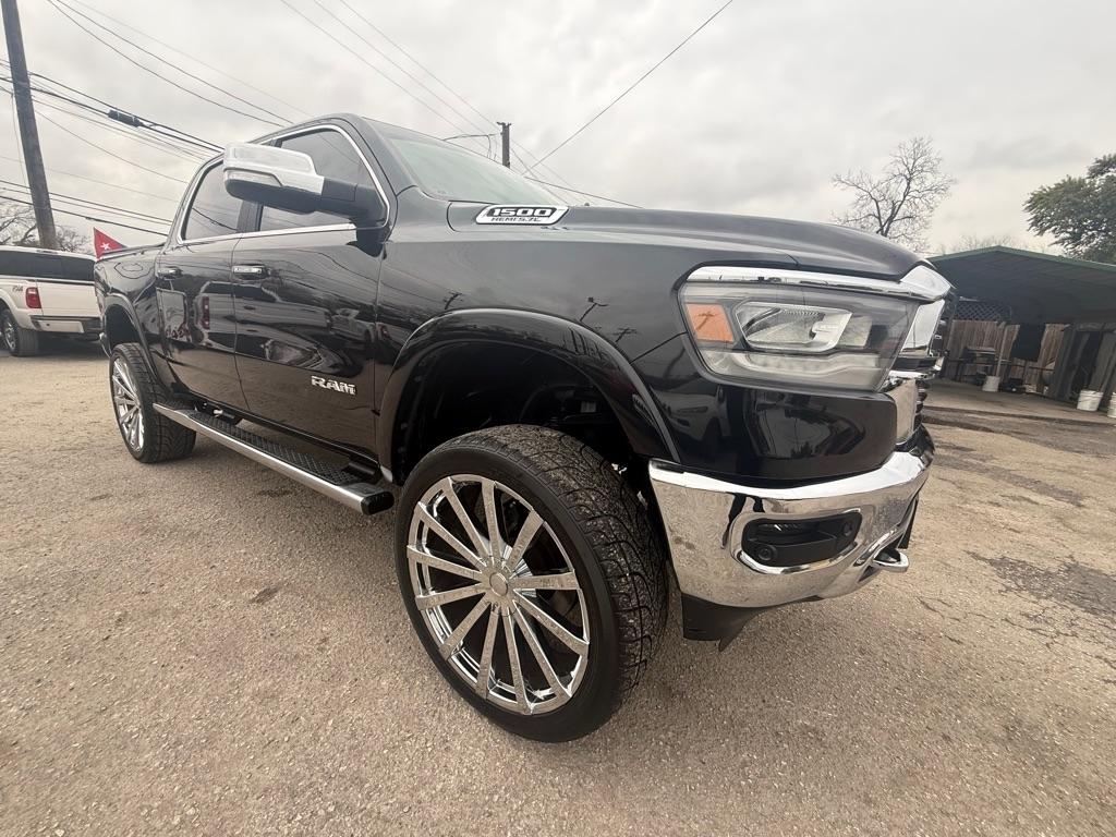 RAM 1500 Laramie Crew Cab SWB 2WD 2019