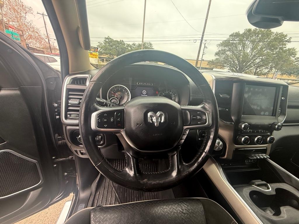 RAM 1500 Laramie Crew Cab SWB 2WD 2019