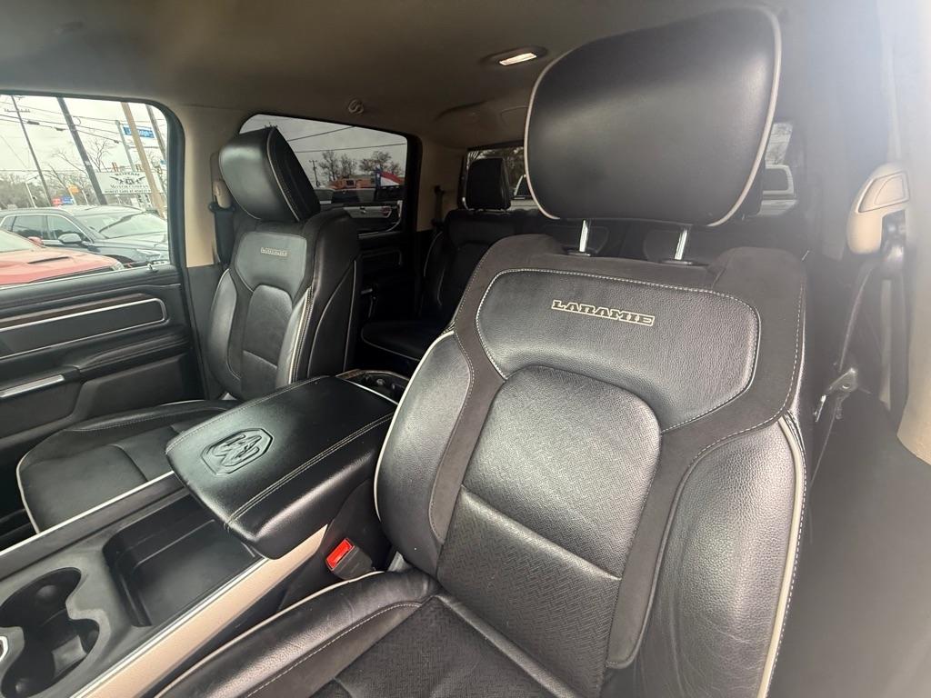 RAM 1500 Laramie Crew Cab SWB 2WD 2019