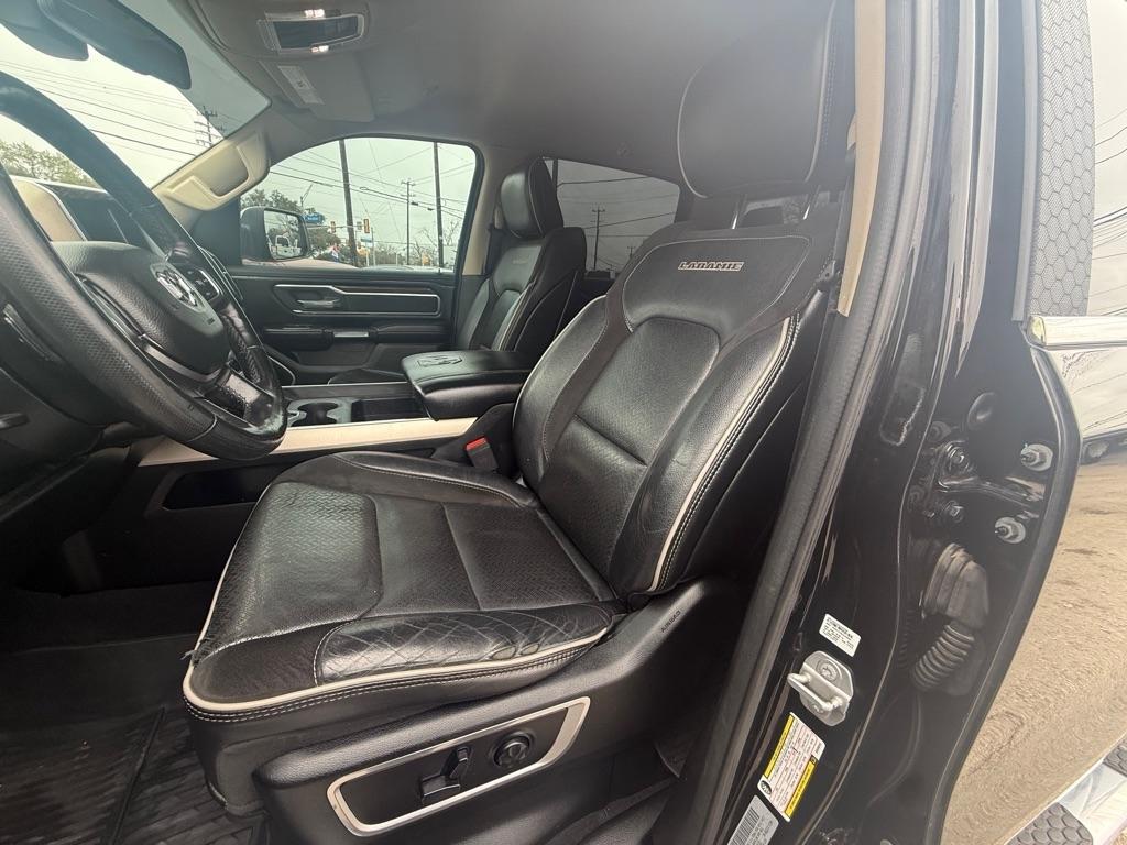 RAM 1500 Laramie Crew Cab SWB 2WD 2019