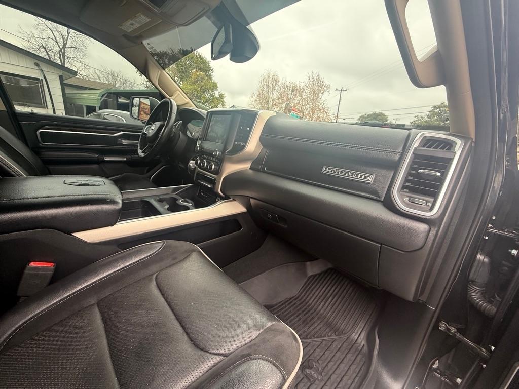 RAM 1500 Laramie Crew Cab SWB 2WD 2019