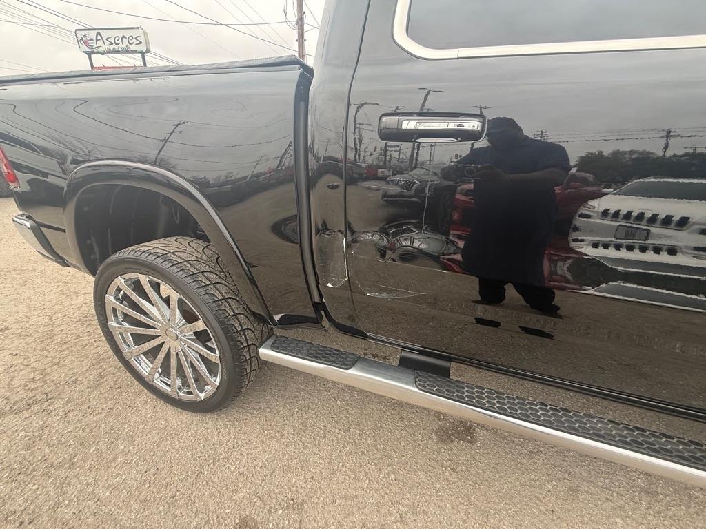 RAM 1500 Laramie Crew Cab SWB 2WD 2019