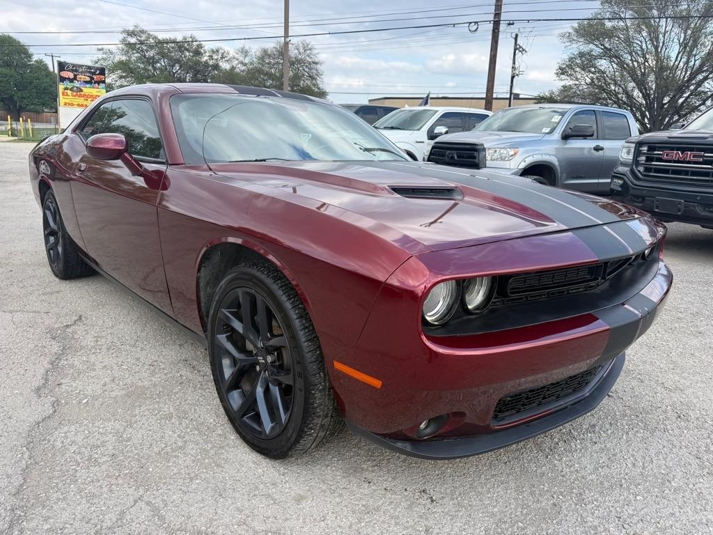 Dodge Challenger SXT 2021