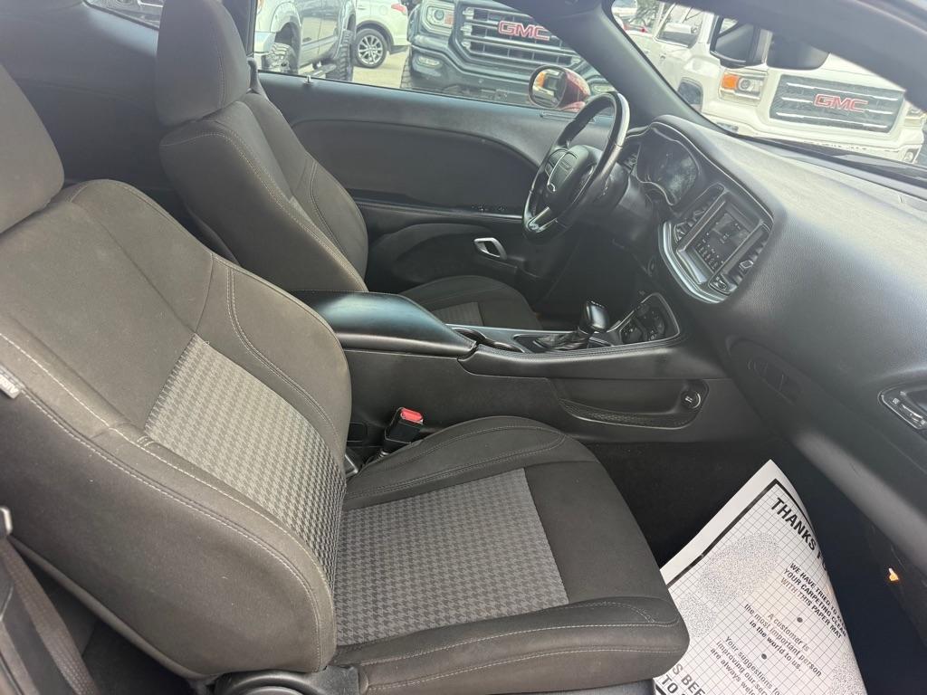 Dodge Challenger SXT 2021