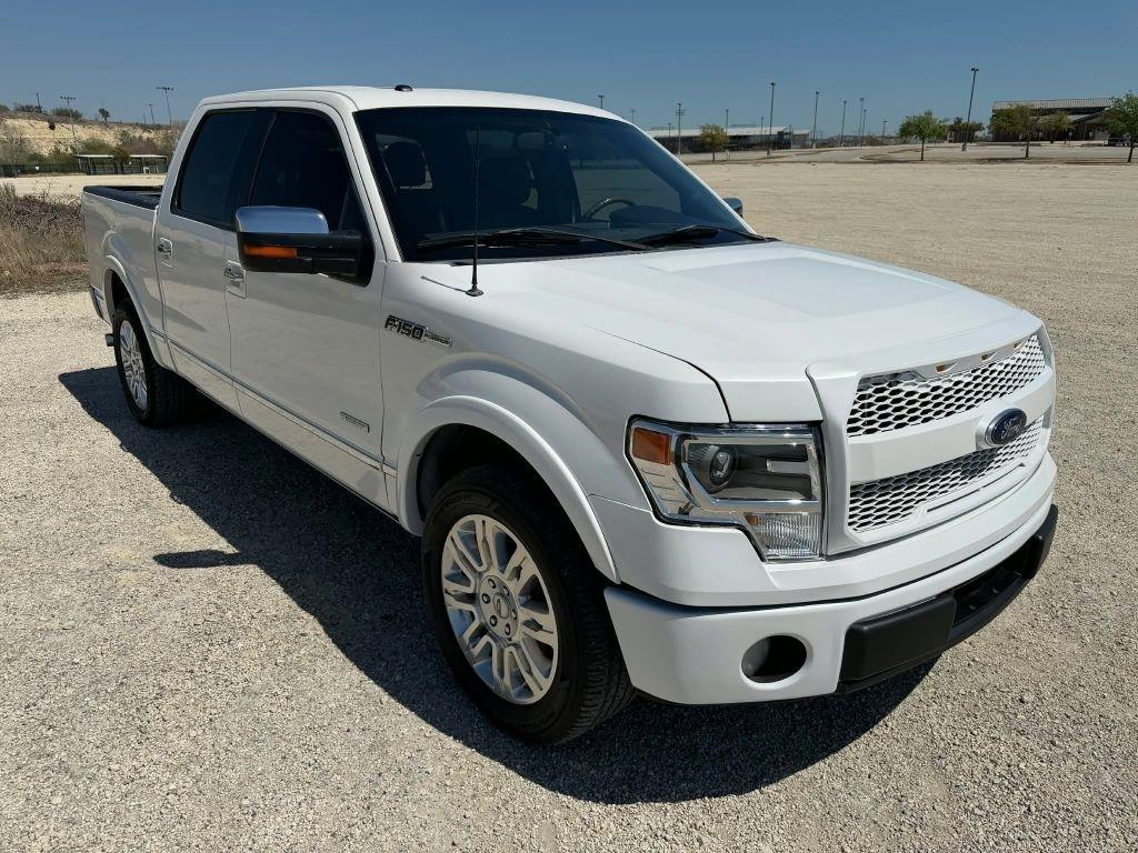 Ford F-150 XL SuperCrew 5.5-ft. Bed 2WD 2014